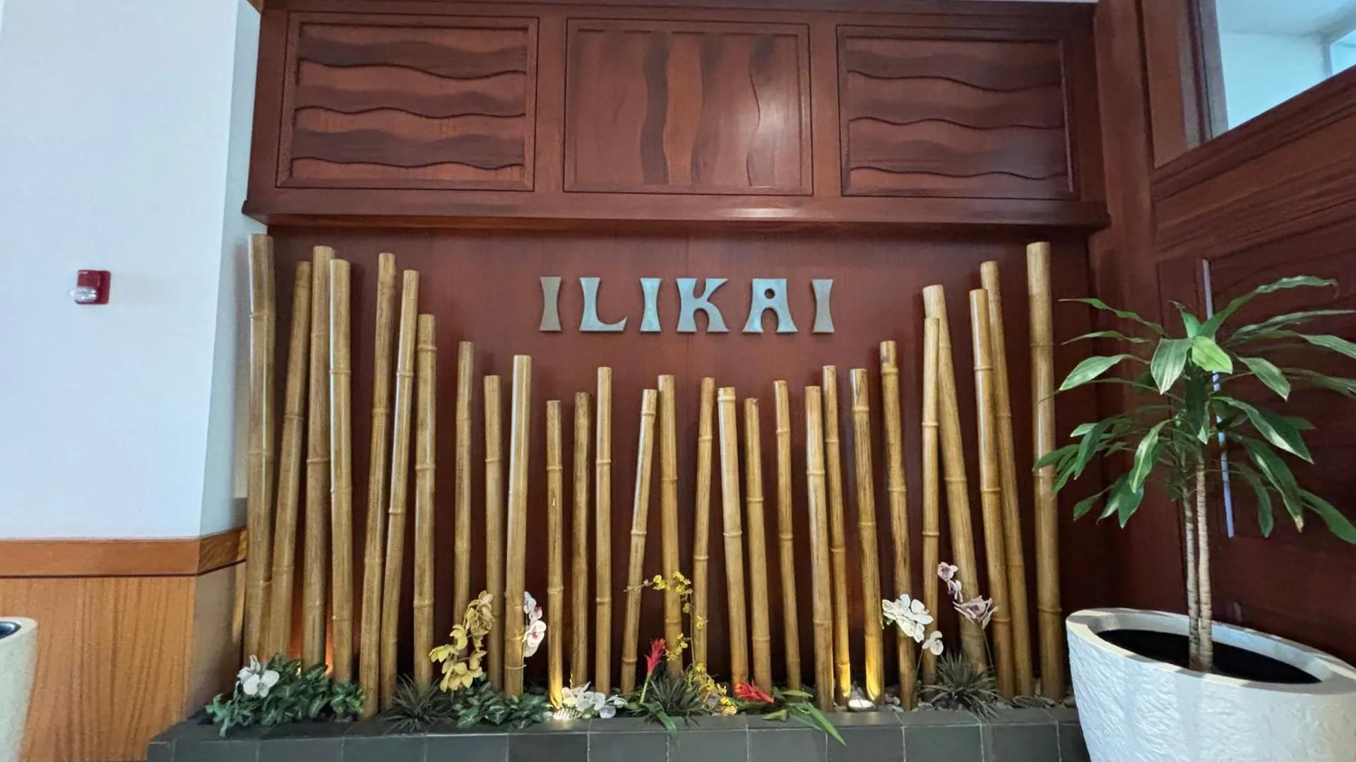 Ilikai Apt 308 - Spacious Studio With Stunning Ocean & Harbor Views Honolulu Holiday home