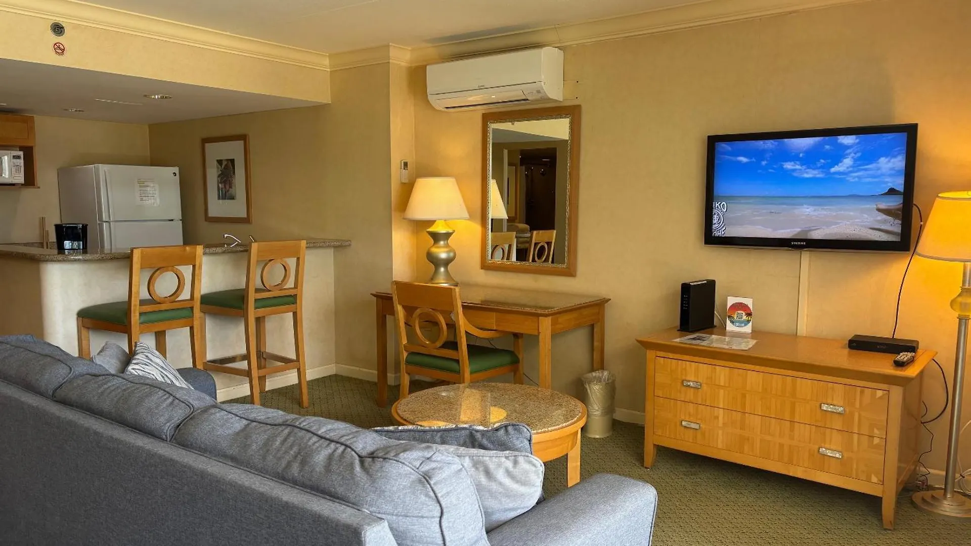 Ilikai Apt 308 - Spacious Studio With Stunning Ocean & Harbor Views Honolulu United States